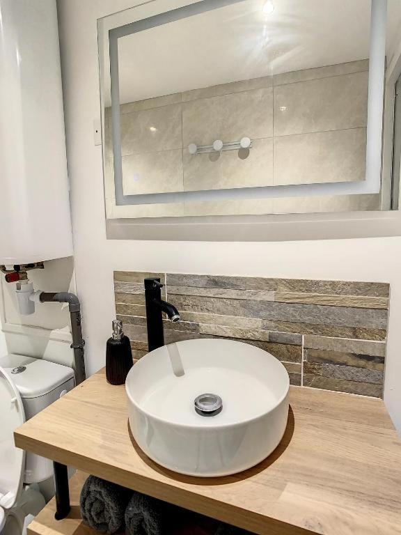 Grand Studio Amiens Gare Tout Confort Wifi Netflix 2Pers Exteriér fotografie